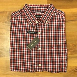 NWT Nautica Checkered Button Up Men’s (M)
